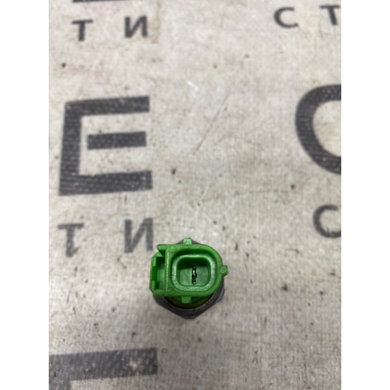 Датчик давления масла (электрика двигателя) FORD Focus MK3 2.0 BE8Z9278A