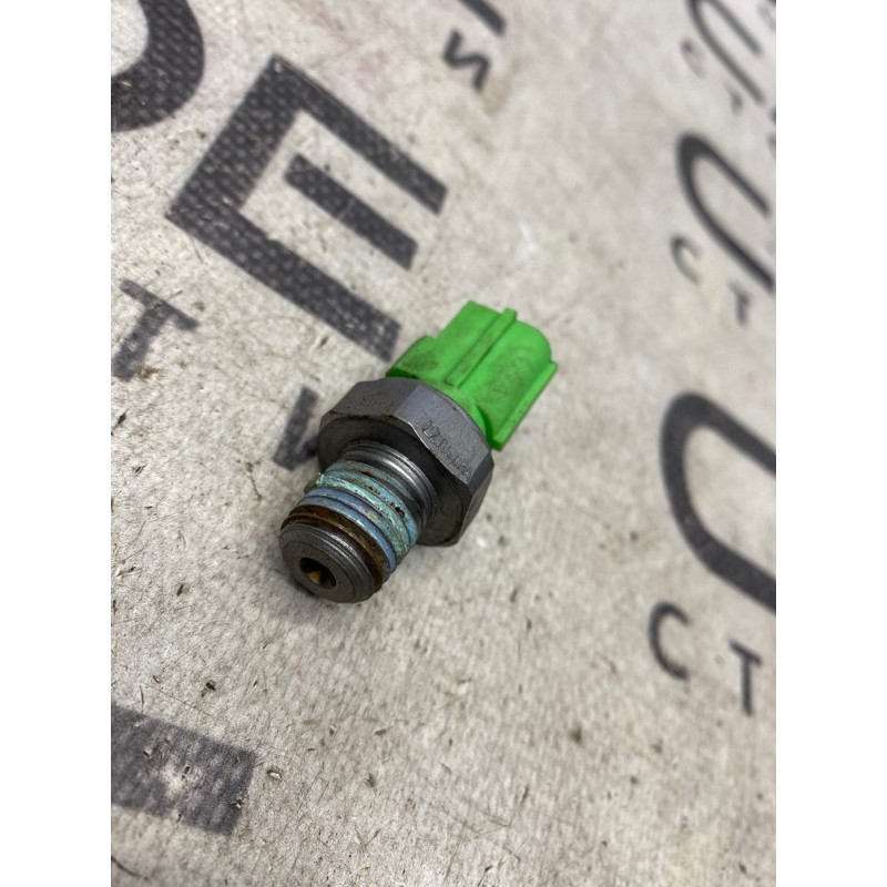 Датчик давления масла (электрика двигателя) FORD Focus MK3 2.0 BE8Z9278A