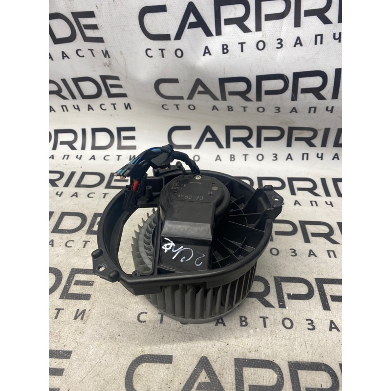 Мотор печки (отопление и кондиционирование) Jeep Cherokee KL 2014 3.2 68223053AA