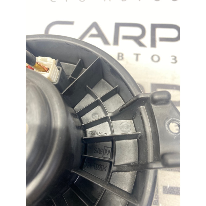 Мотор печки (отопление и кондиционирование) Jeep Cherokee KL 2014 3.2 68223053AA