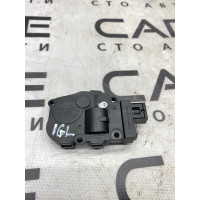 Привод заслонки отопителя