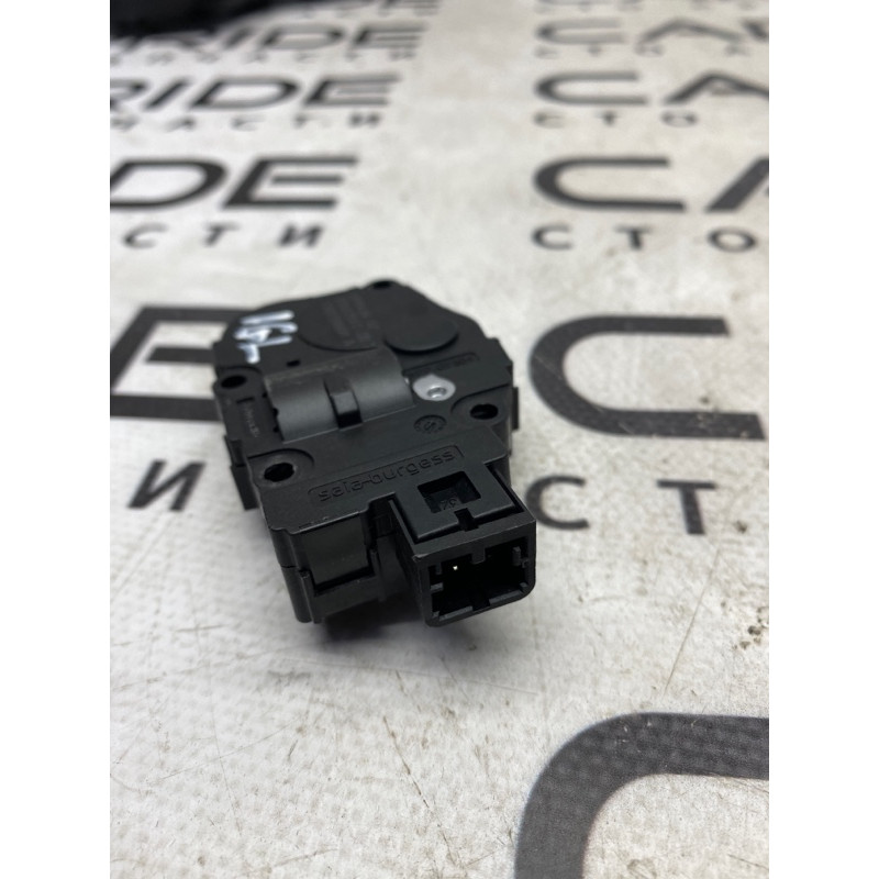 Привід заслонки обігрівача (обігрів та кондиціювання.) Mercedes-Benz GL X164 2012 4.6 t1015556h