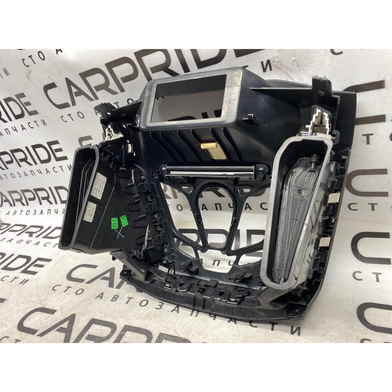 Накладка торпеды (салон) FORD Focus MK3 2012 2.0 cm5118835jaw