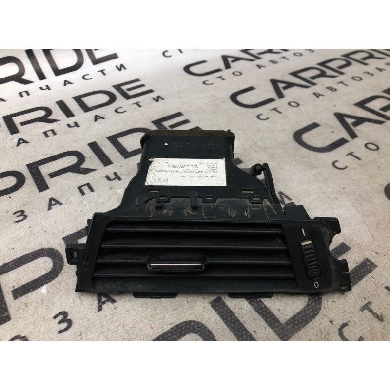 Дефлектор повітроводу (салон) BMW 3-series E92 2010 3.0 N54 64229130460