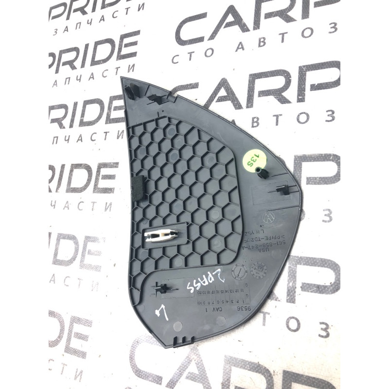 Бокова накладка торпеди (салон) Volkswagen Passat B7 2014 1.8 561858247a