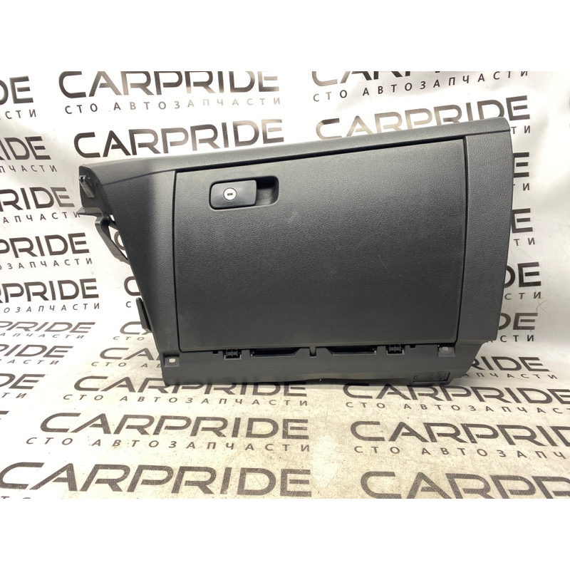 Бардачок (салон) Volkswagen Passat B7 2014 1.8 561857097l