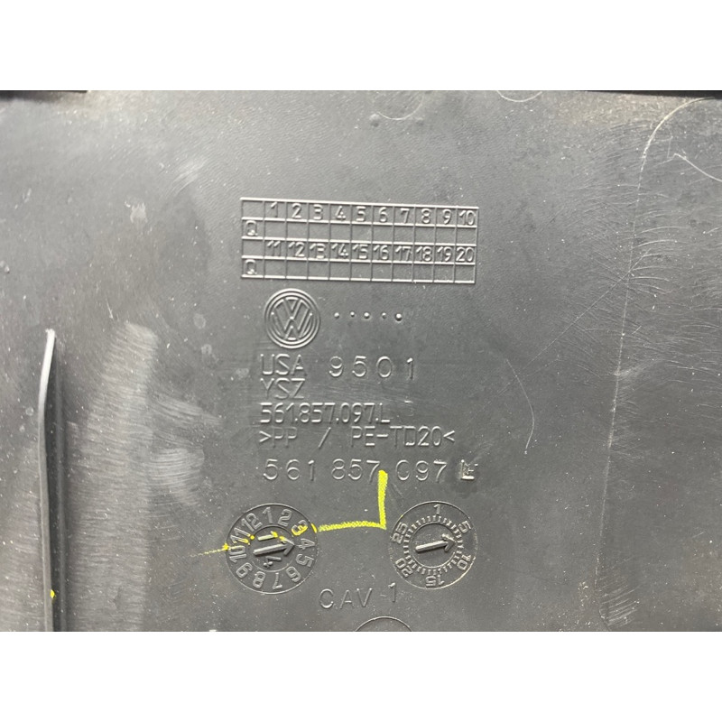 Бардачок (салон) Volkswagen Passat B7 2014 1.8 561857097l