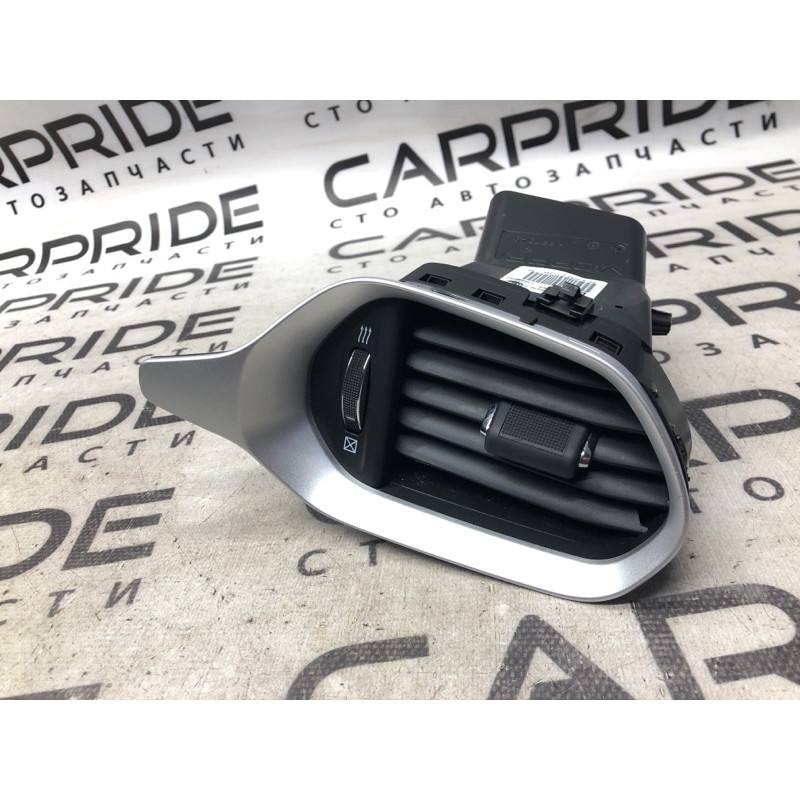 Дефлектор воздуховода (салон) Jeep Renegade BU 2020 2.4 5UV82NZ6AA