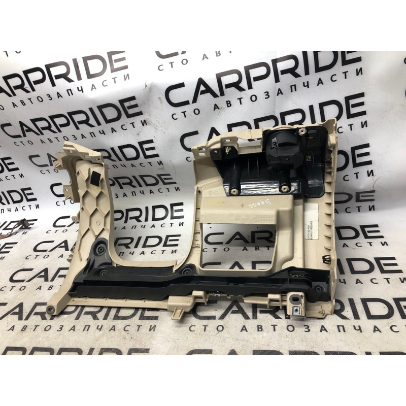 Пластик под рулевой (салон) Volkswagen Passat B7 2014 1.8 561858365g