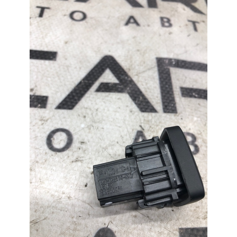 Кнопка открывания крышки багажника (электрика / кнопки) FORD Fusion MK5 2016 2.5 DG9Z54432A38AA