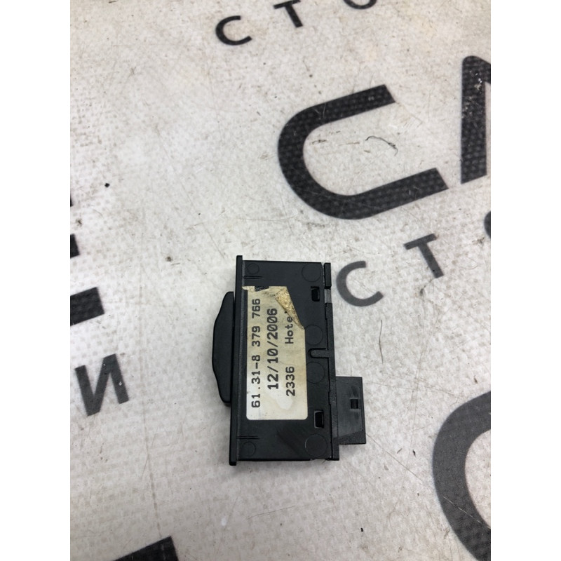 Кнопка відкривання кришки багажника (електрика / кнопки) BMW 3-series E92 2010 3.0 N54 61318379766