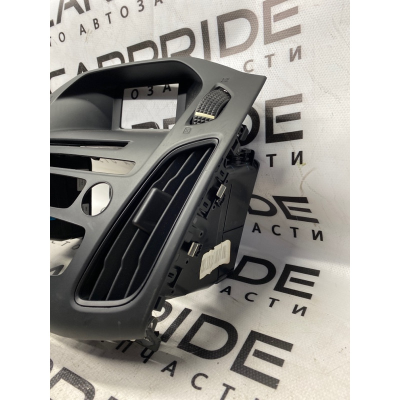 Накладка торпеды (салон) FORD Focus MK3 2016 1.0 F1EZ18842MB