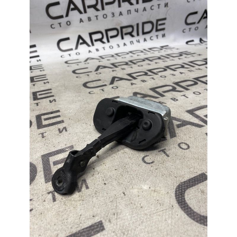 Ограничитель двери (кузов и элементы) FORD Focus MK3 2012 2.0 CP9Z5823500A