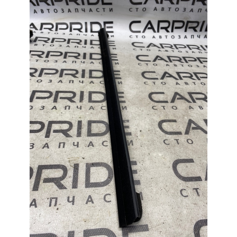 Молдинг стекла внутренний (наружные элементы кузова) FORD Focus MK3 2012 2.0 DM5Z-5821457-A