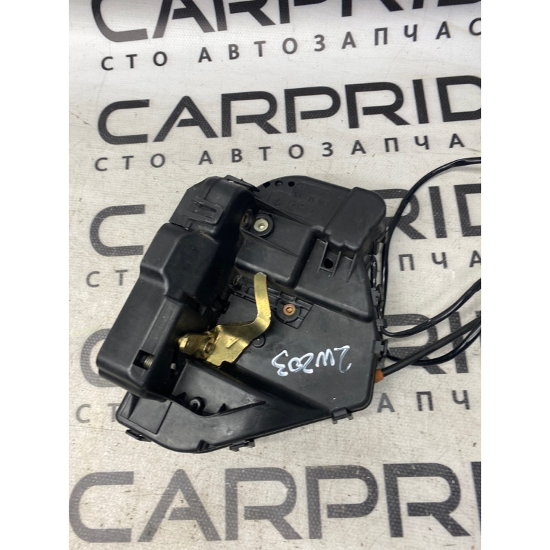 Замок двери (кузов и элементы) Mercedes-Benz C-class W203 2007 3.0 2037300335