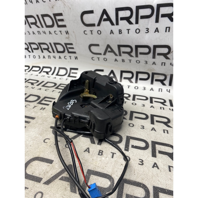 Замок двери (кузов и элементы) Mercedes-Benz C-class W203 2007 3.0 2037300335