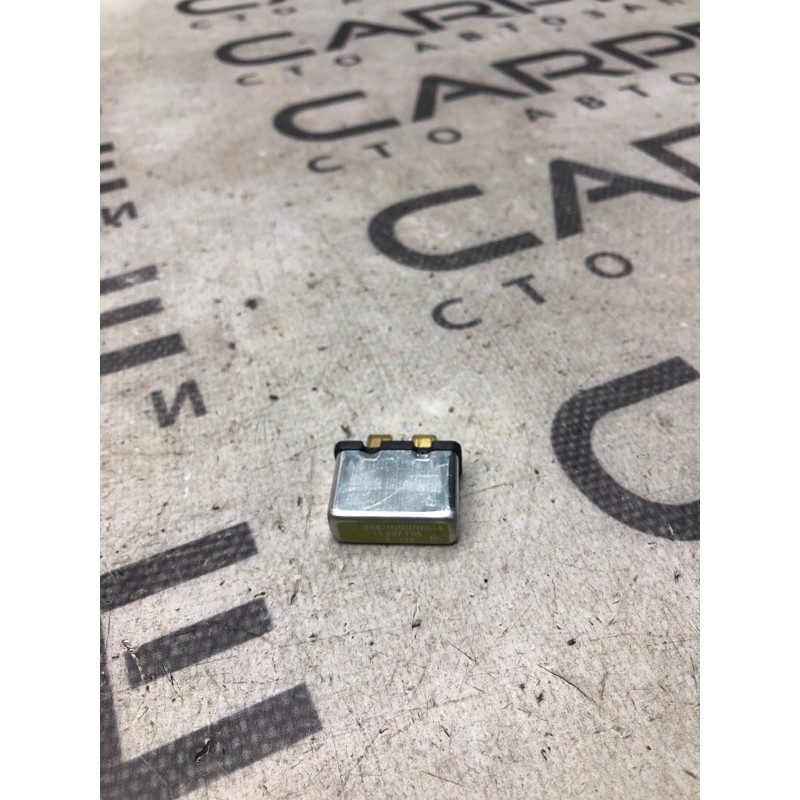 Реле (электрика) Volkswagen Passat B7 2014 1.8 443937105