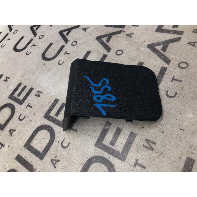 Заглушка (салон) Dodge Journey SXT 2013 3.6 1cz18trmaa