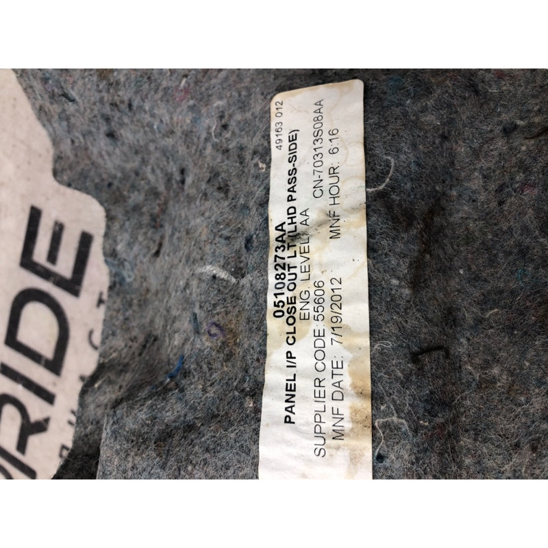 Обшивка салону (салон) Dodge Journey SXT 2013 3.6 05108273aa