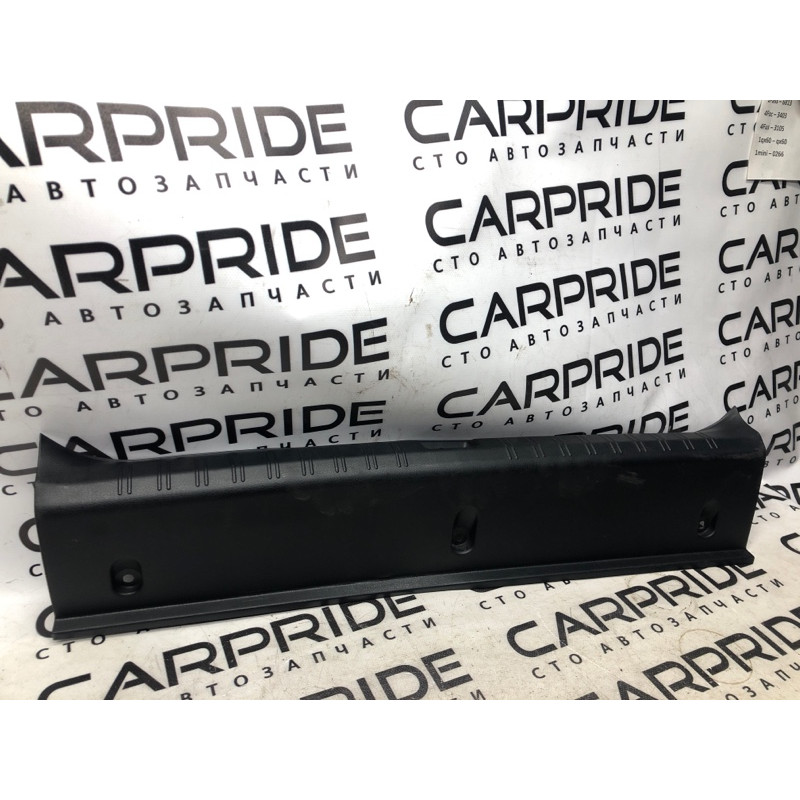 Накладка замка крышки багажника (салон) Subaru Impreza WRX 2019 94511fg012