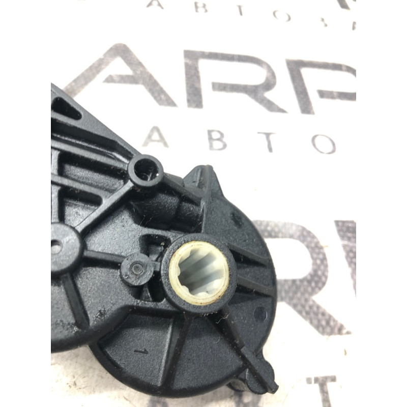 Моторчик регулировки сидения (электрика) Mercedes-Benz C-class W203 2007 3.0 0390203212