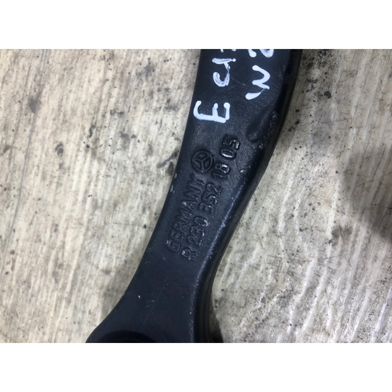 Рычаг подвески (подвеска) Mercedes-Benz E-class W211 r2303521805