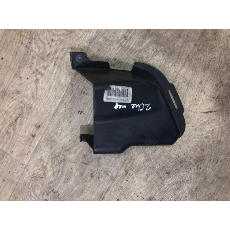 Заглушка бампера (кузов и элементы) Jeep Cherokee KL 2014 3.2 68205072ab