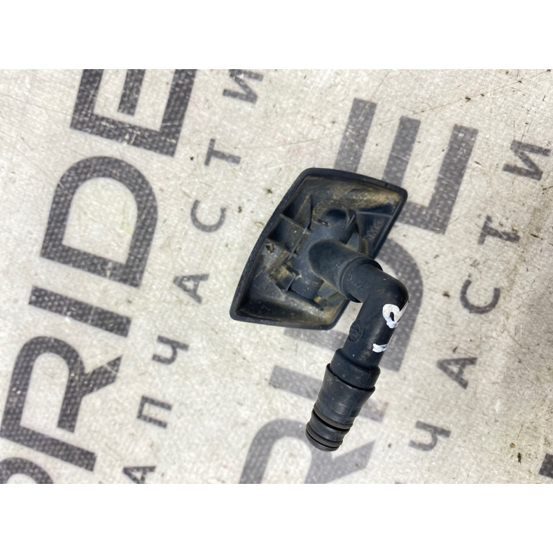 Форсунка омывателя (кузов и элементы) Land Rover Discovery 3 2009 DNJ000091