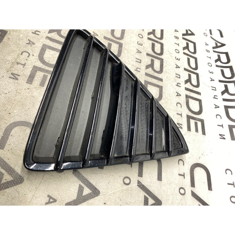 Решітка бампера (кузов і елементи) FORD Focus MK3 2012 2.0 bm5117k946edw