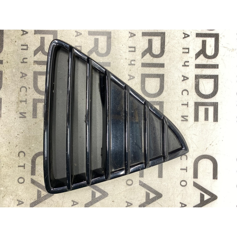 Решітка бампера (кузов і елементи) FORD Focus MK3 2012 2.0 bm5117k946edw