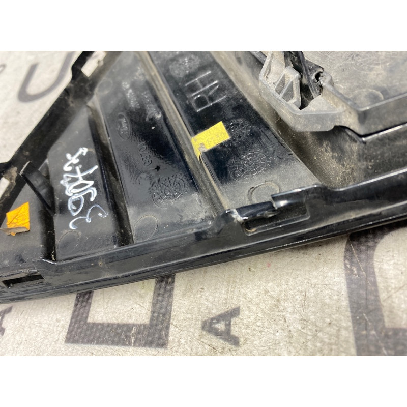 Решітка бампера (кузов і елементи) FORD Focus MK3 2012 2.0 bm5117k946edw