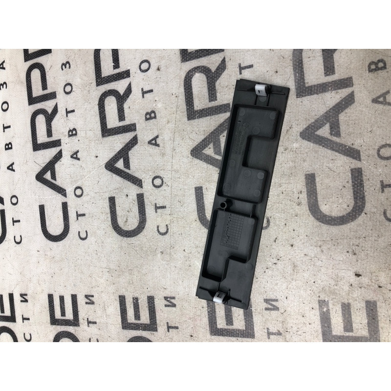 Накладка центральной консоли (салон) Jeep Cherokee KL 2014 3.2 5la19trmaa