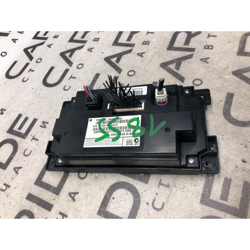 Монитор (электрика) Dodge Journey SXT 2013 3.6 05064976ah