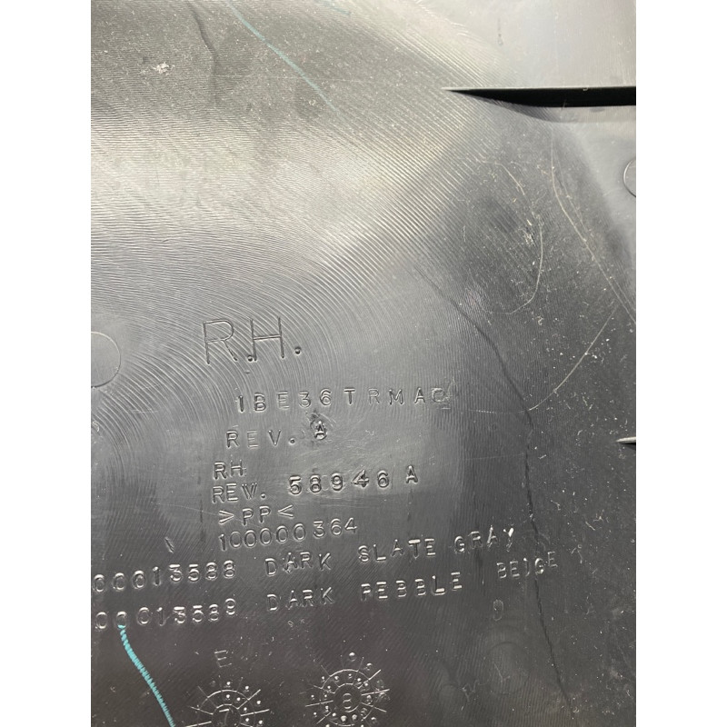 Обшивка стійки (салон) Dodge Journey SXT 2013 3.6 1BE36DX9AC