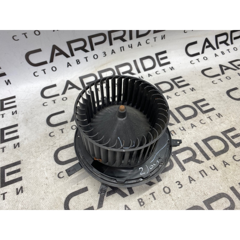 Мотор печки (отопление и кондиционирование) Dodge Journey SXT 2013 3.6 68038189AA