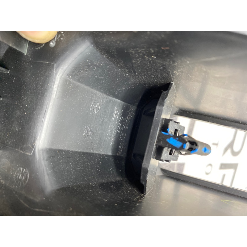 Заглушка сидения (салон) Dodge Journey SXT 2013 3.6 1cz15trmaa