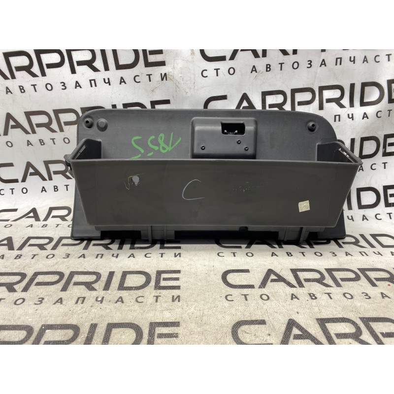 Бардачок (салон) Dodge Journey SXT 2013 3.6 1rq77trm