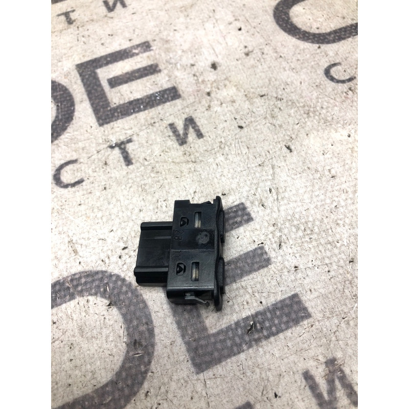 Кнопка экстренного вызова (электрика / кнопки) Mercedes-Benz GL X164 2012 4.6 a2208219058