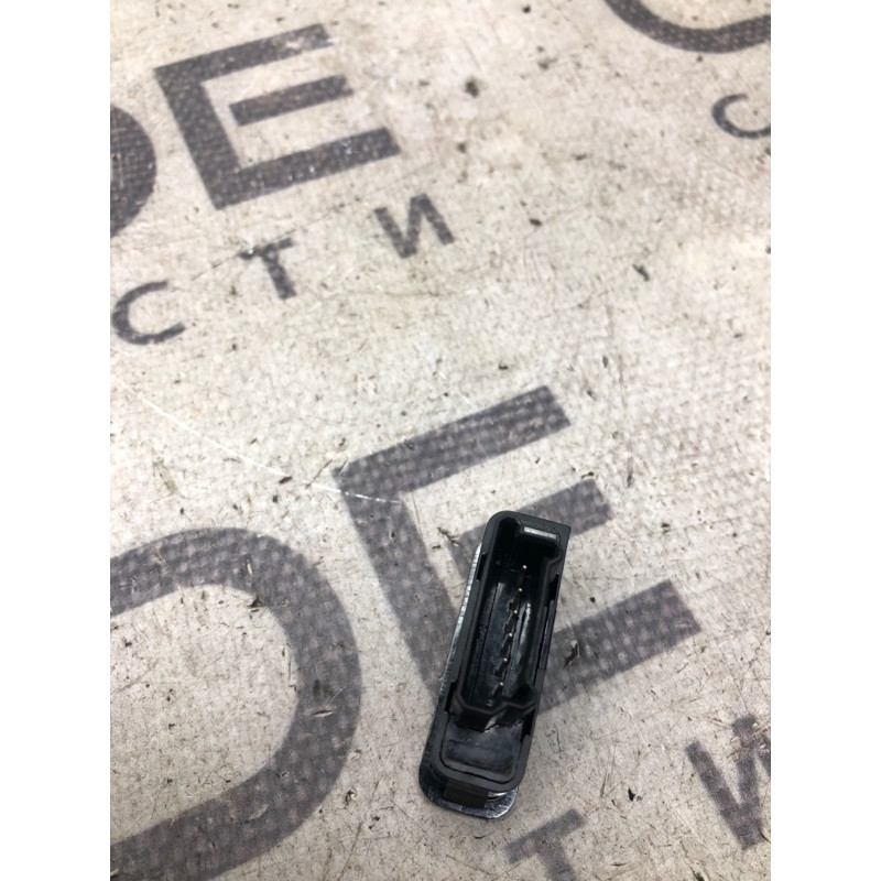 Кнопка экстренного вызова (электрика / кнопки) Mercedes-Benz GL X164 2012 4.6 a2208219058