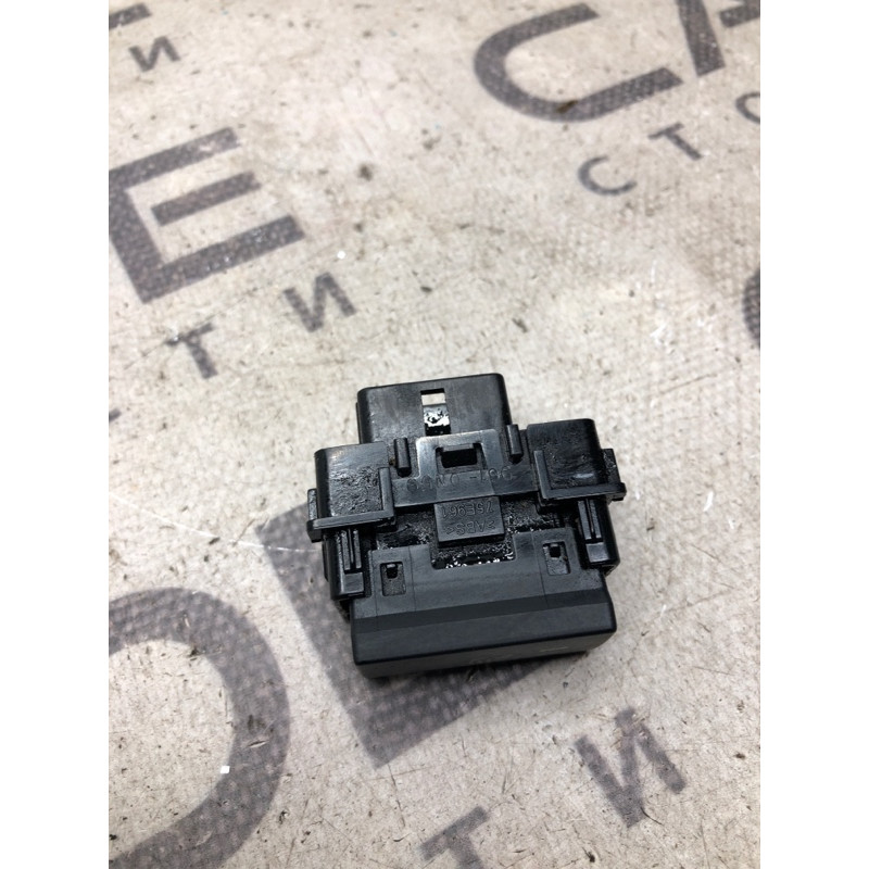 Кнопка подогрева сиденья (электрика / кнопки) Subaru Outback BS 2016 2.5 75e961