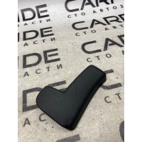 Ручка відкривання капота