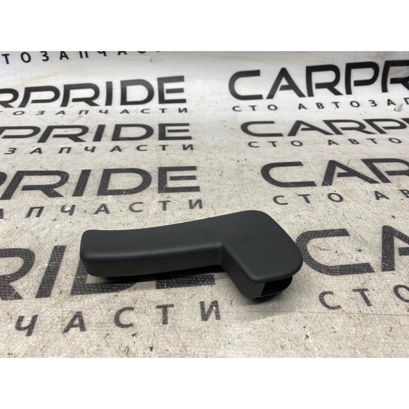 Ручка открывания капота (салон) Volkswagen Passat B7 2014 1.8 561823533