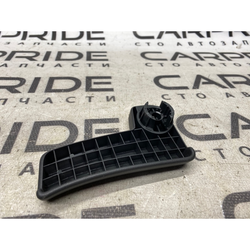 Ручка открывания капота (салон) Volkswagen Passat B7 2014 1.8 561823533