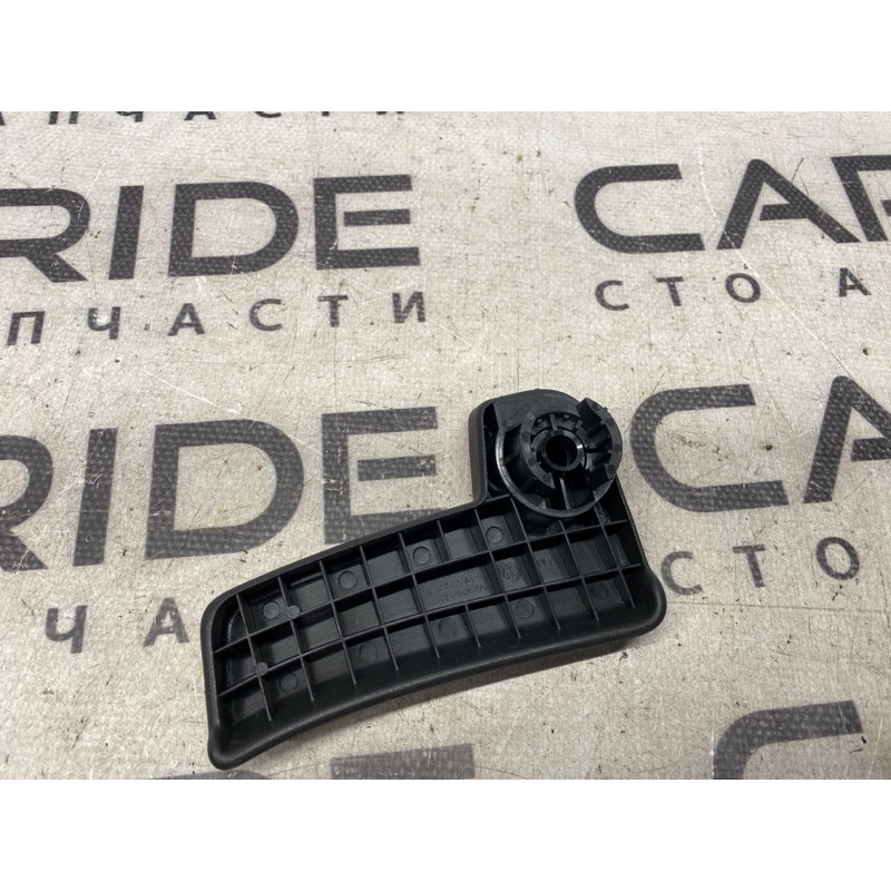 Ручка открывания капота (салон) Volkswagen Passat B7 2014 1.8 561823533