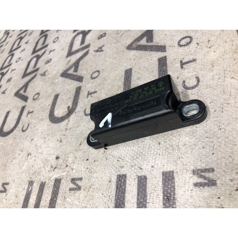 Блок управления подголовниками (электрика / блок управления) Mercedes-Benz E-class W211 2008 3.5 a0038200726