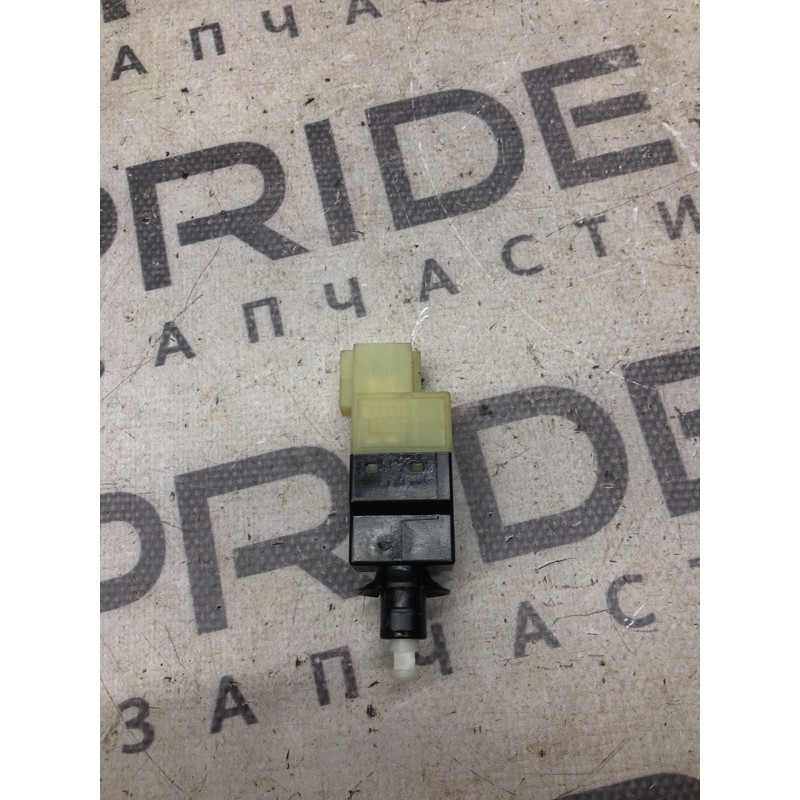 Концевик педали тормоза (электрика / датчики) Mercedes-Benz E-class W211 2008 3.5 a0015456709