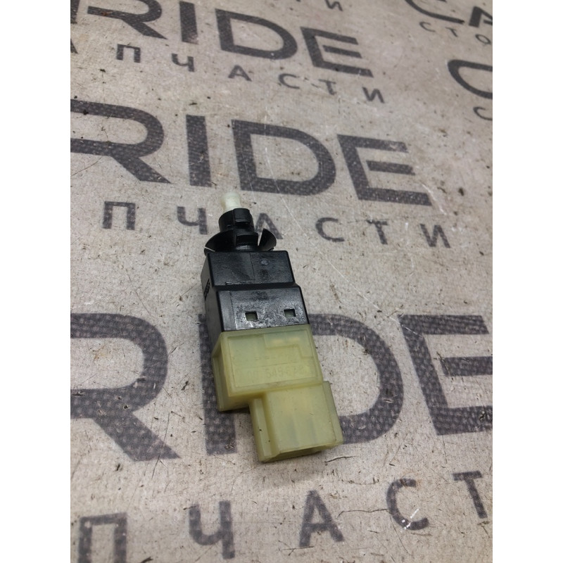Концевик педали тормоза (электрика / датчики) Mercedes-Benz E-class W211 2008 3.5 a0015456709