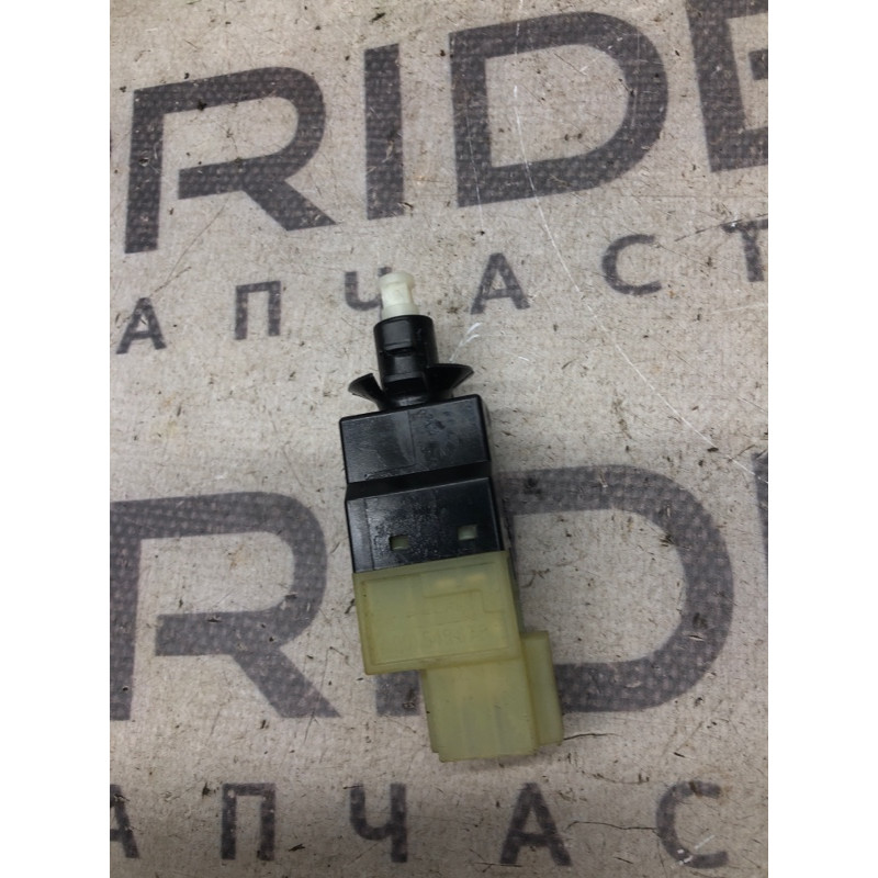 Концевик педали тормоза (электрика / датчики) Mercedes-Benz E-class W211 2008 3.5 a0015456709