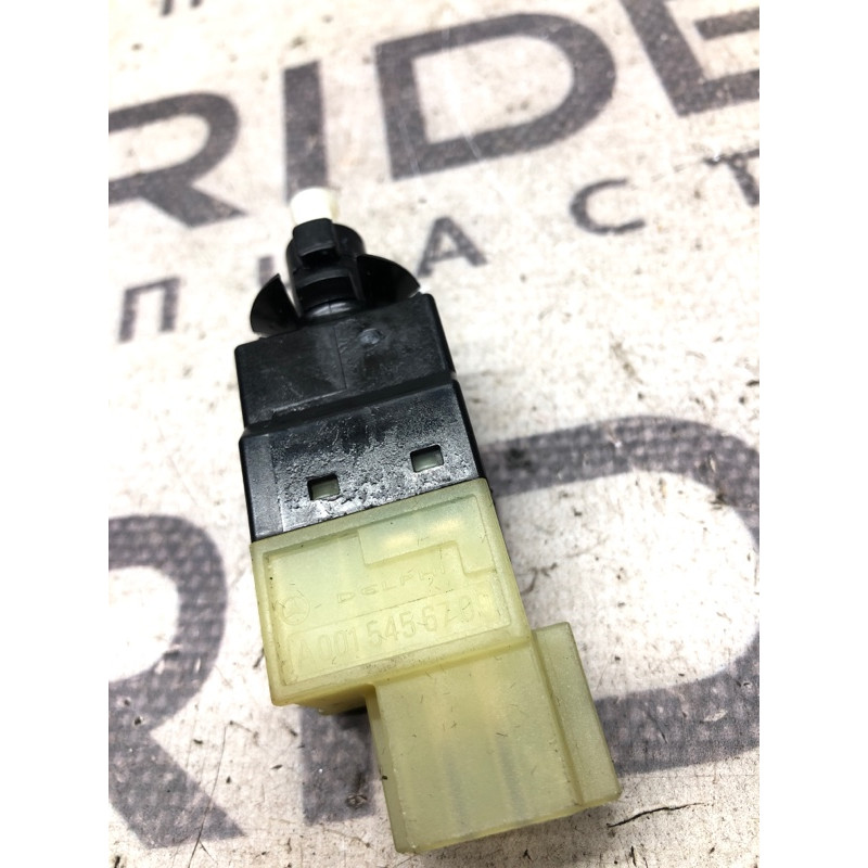 Концевик педали тормоза (электрика / датчики) Mercedes-Benz E-class W211 2008 3.5 a0015456709