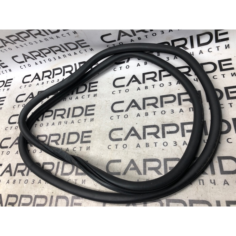 Уплотнитель проема двери (кузов и элементы) Jeep Cherokee KL 2014 3.2 6810381aa